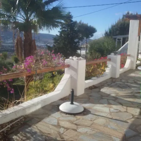 Hillside Paros Apartman